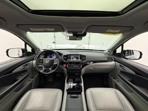 Steel Sapphire Metallic 2019 Honda Pilot Touring 8-Passenger