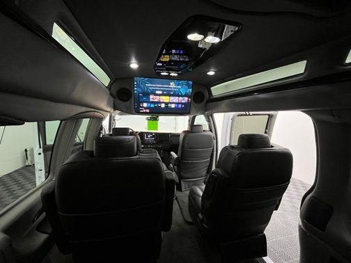 2025 GMC Savana 2500 Work Van