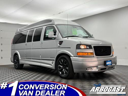 2025 GMC Savana 2500 Work Van
