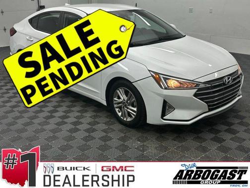 2019 Hyundai ELANTRA SEL