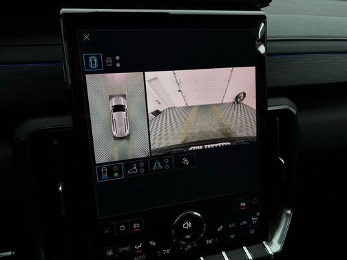 2025 GMC Acadia AWD AT4