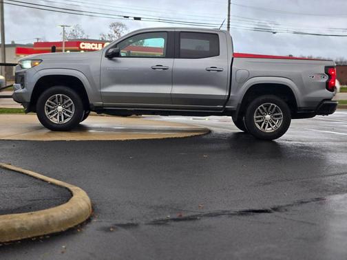 2024 Chevrolet Colorado LT
