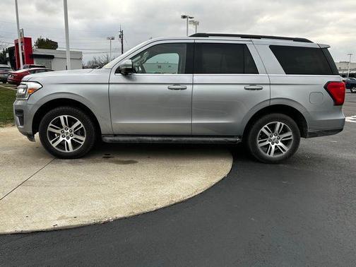 2024 Ford Expedition XLT