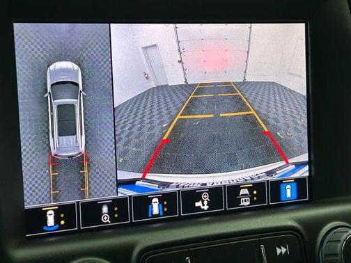 2023 GMC Terrain AWD AT4