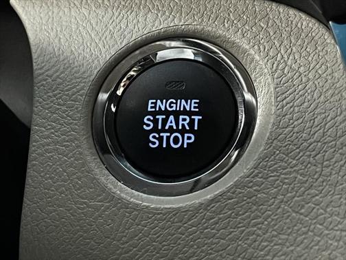 2016 Toyota Sienna XLE