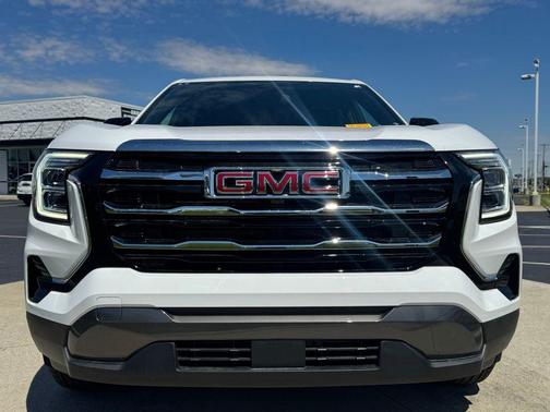 Summit White 2026 GMC Terrain FWD Elevation