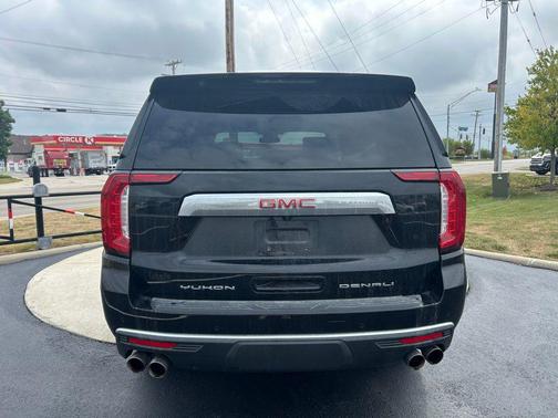 2023 GMC Yukon Denali