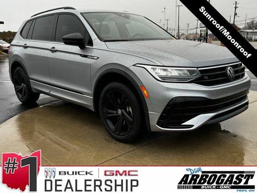 2024 Volkswagen Tiguan 2.0T SE R-Line Black