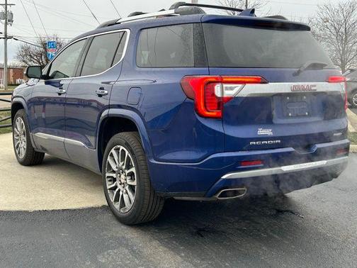 2023 GMC Acadia Denali