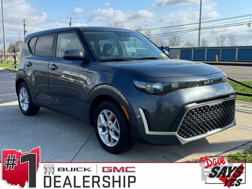 Gravity Gray 2023 Kia Soul LX