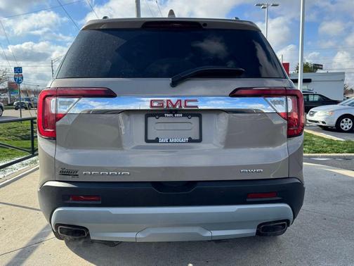 2022 GMC Acadia AWD SLE
