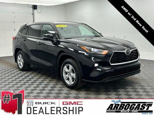 2022 Toyota Highlander LE