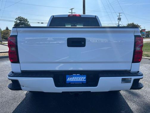 2018 Chevrolet Silverado 1500 Custom