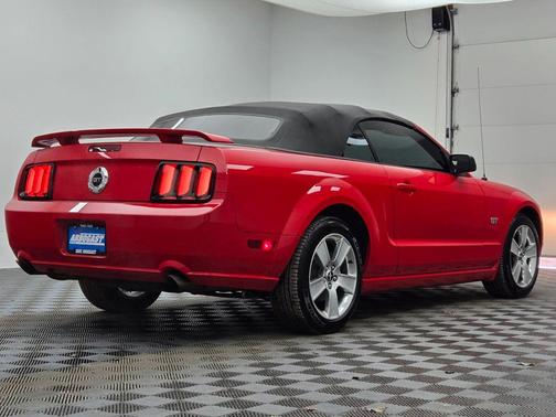 2006 Ford Mustang GT Premium