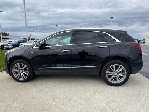 Stellar Black Metallic 2024 Cadillac XT5 Premium Luxury