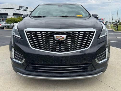 Stellar Black Metallic 2024 Cadillac XT5 Premium Luxury