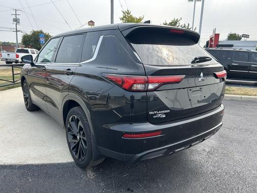 2024 Mitsubishi Outlander SE Black Edition S-AWC