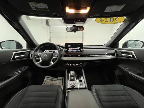 2024 Mitsubishi Outlander SE Black Edition S-AWC