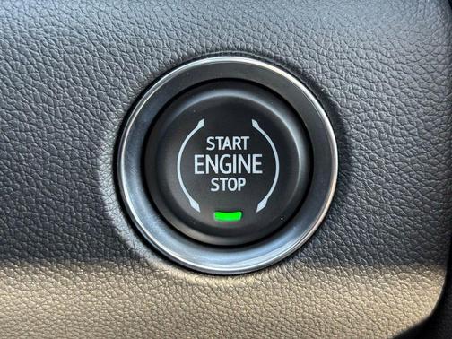 2026 GMC Acadia AWD AT4
