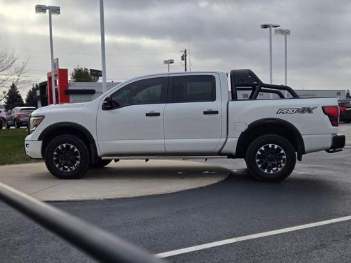 2020 Nissan Titan PRO-4X