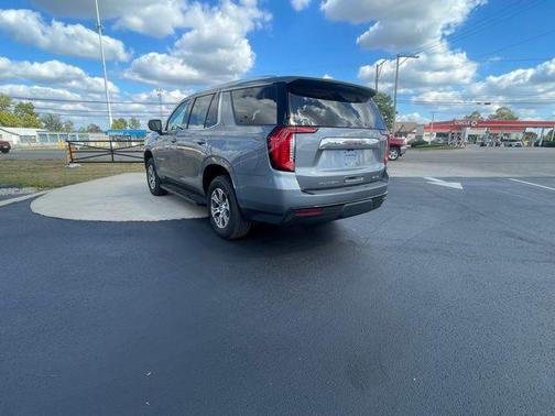 2022 GMC Yukon SLE