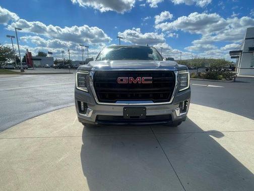2022 GMC Yukon SLE