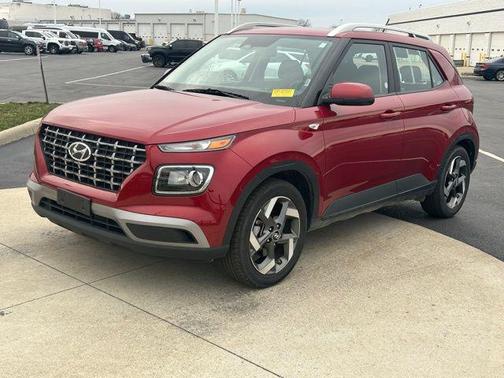 2024 Hyundai VENUE SEL