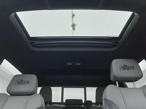 2024 Chevrolet Silverado 2500 4WD Crew Cab Standard Bed ZR2