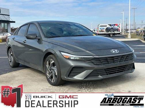 2025 Hyundai ELANTRA Sport