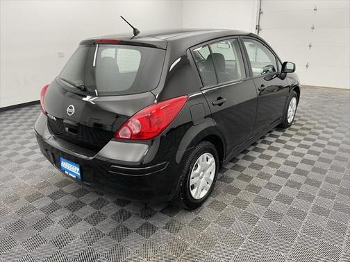 2011 Nissan Versa 1.8 S