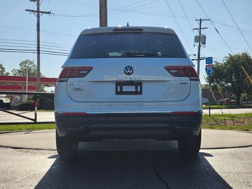 2022 Volkswagen Tiguan 2.0T SE 4MOTION