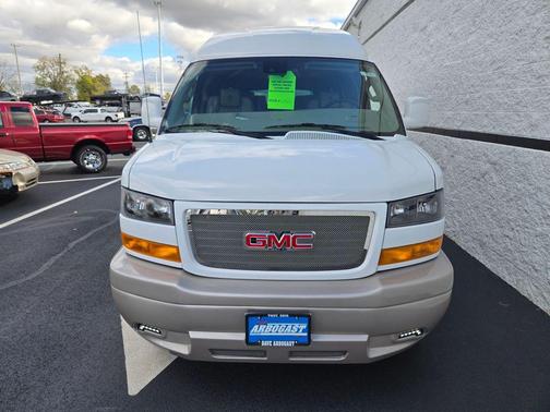 2025 GMC Savana 2500 Work Van
