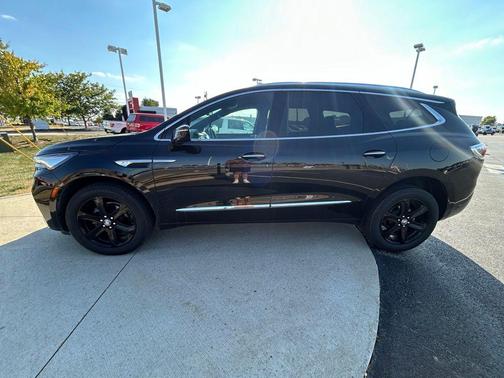 2023 Buick Enclave Essence FWD