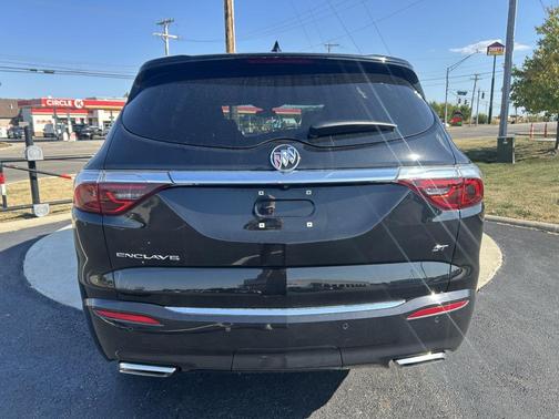 2023 Buick Enclave Essence FWD