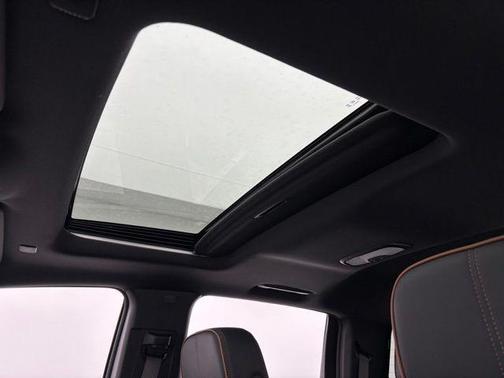 Onyx Black 2026 GMC Canyon AT4