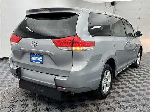 2014 Toyota Sienna L