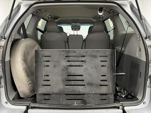 2014 Toyota Sienna L