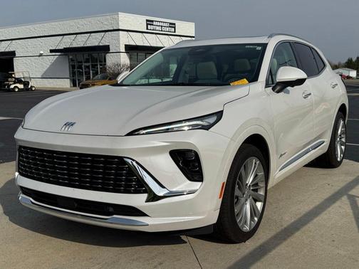 White Frost Tricoat 2025 Buick Envision Avenir AWD