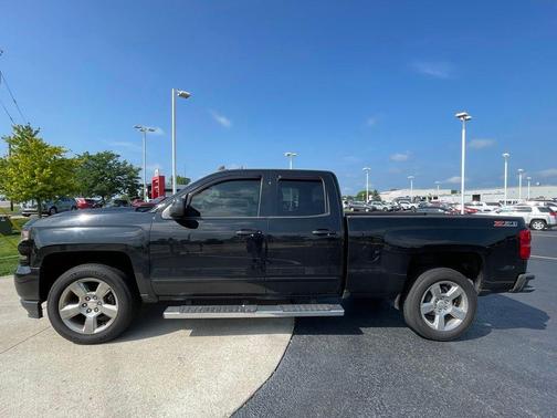 Black 2017 Chevrolet Silverado 1500 2LT