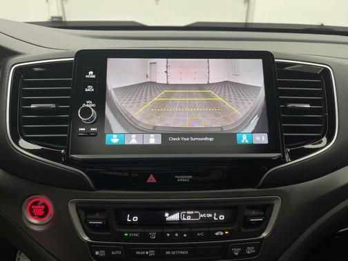 Crystal Black Pearl 2025 Honda Ridgeline RTL