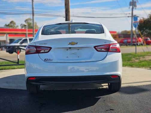 2022 Chevrolet Malibu LT