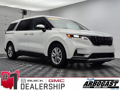 2023 Kia Carnival LX