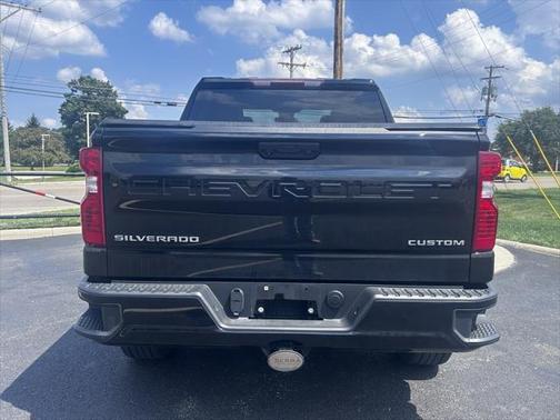 2022 Chevrolet Silverado 1500 Custom