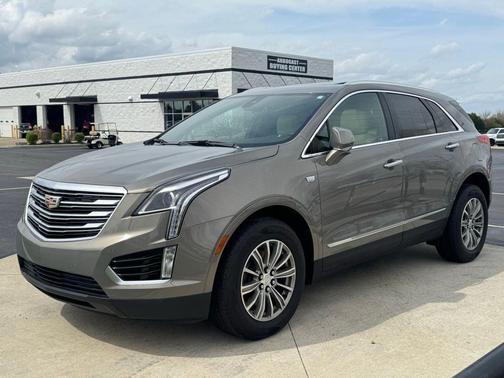 Bronze Dune Metallic 2018 Cadillac XT5 Luxury