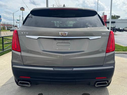 Bronze Dune Metallic 2018 Cadillac XT5 Luxury