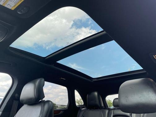 Burgundy 2019 Lincoln MKC Reserve