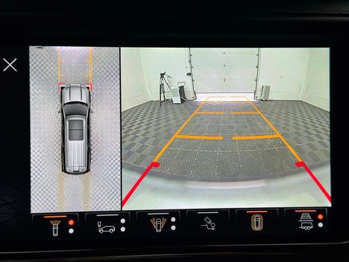 Onyx Black 2023 GMC Yukon Denali