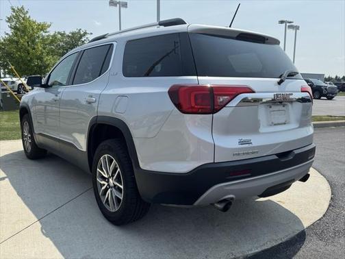 2019 GMC Acadia SLE-2