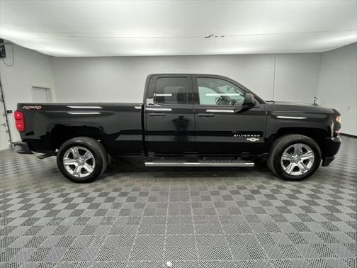2017 Chevrolet Silverado 1500 Custom
