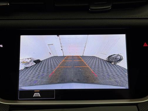 Argent Silver Metallic 2025 Cadillac XT6 Luxury AWD